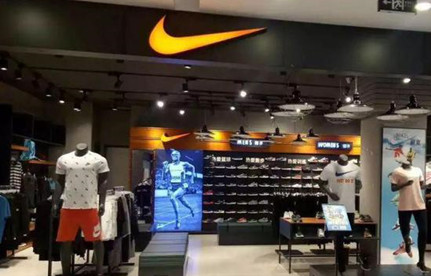  名牌服装进口清关进口关税是几多？怎么清关？